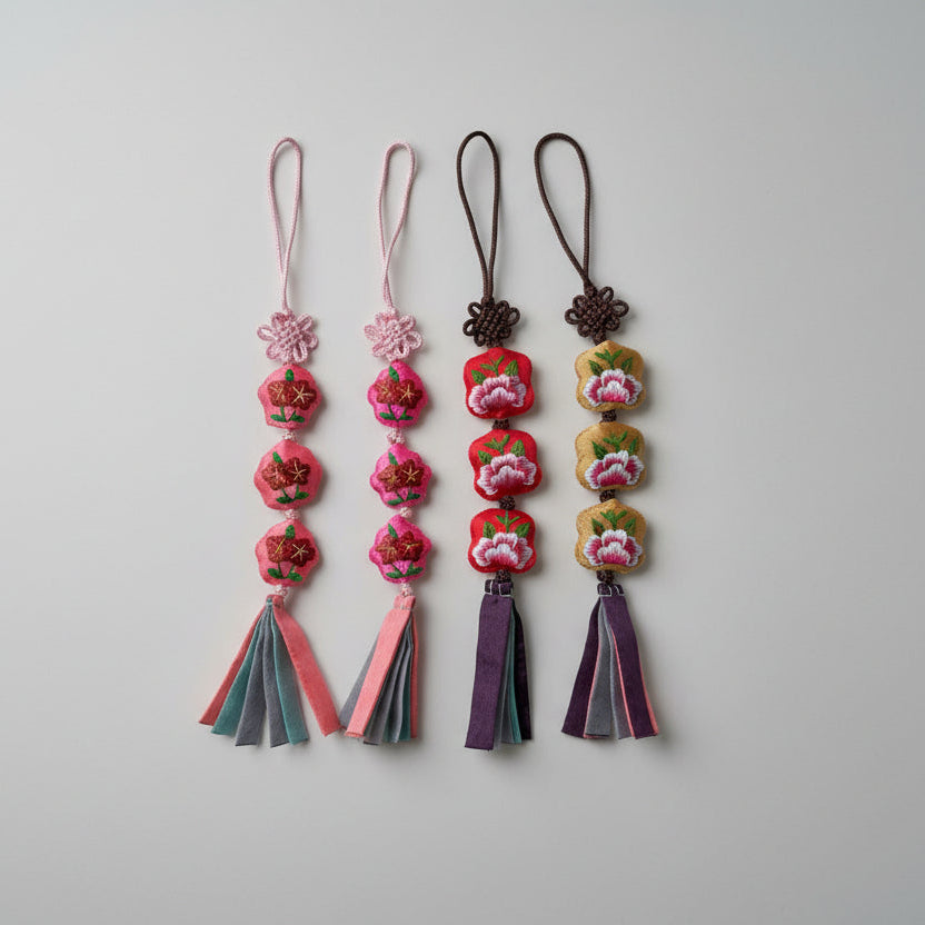 Good Luck Embroidery Flowers Noriegae